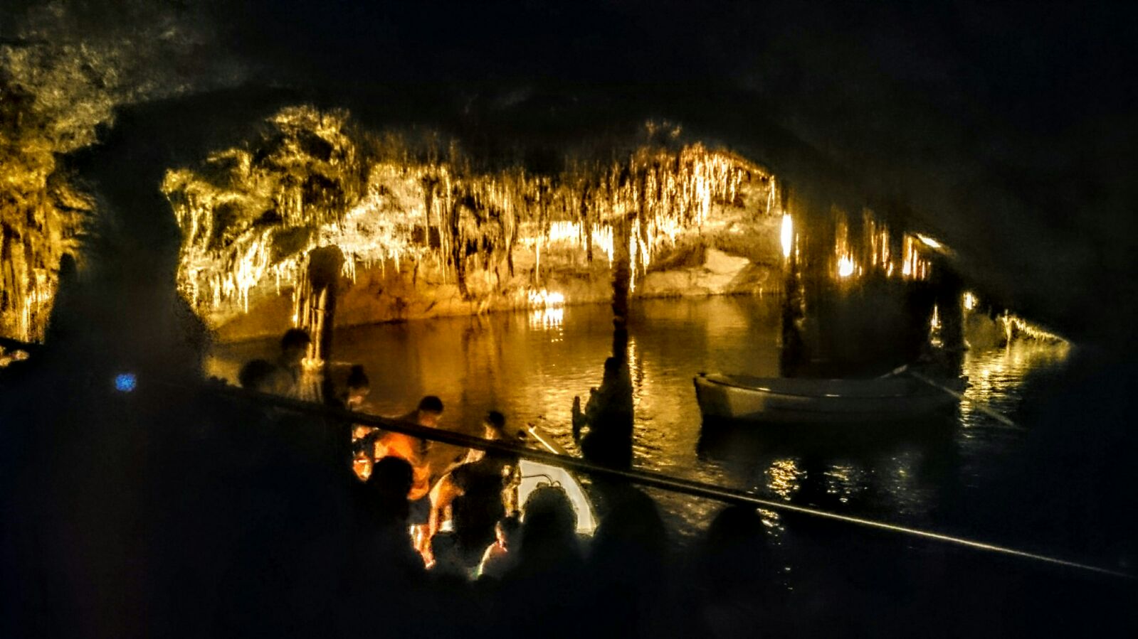 Drachenhöhle, gesendet von Jacqueline und Niklas