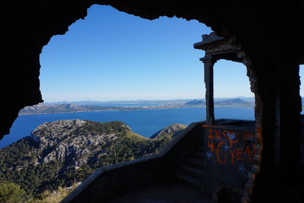 Nancy Lovestory / Talaia d'Albercutx